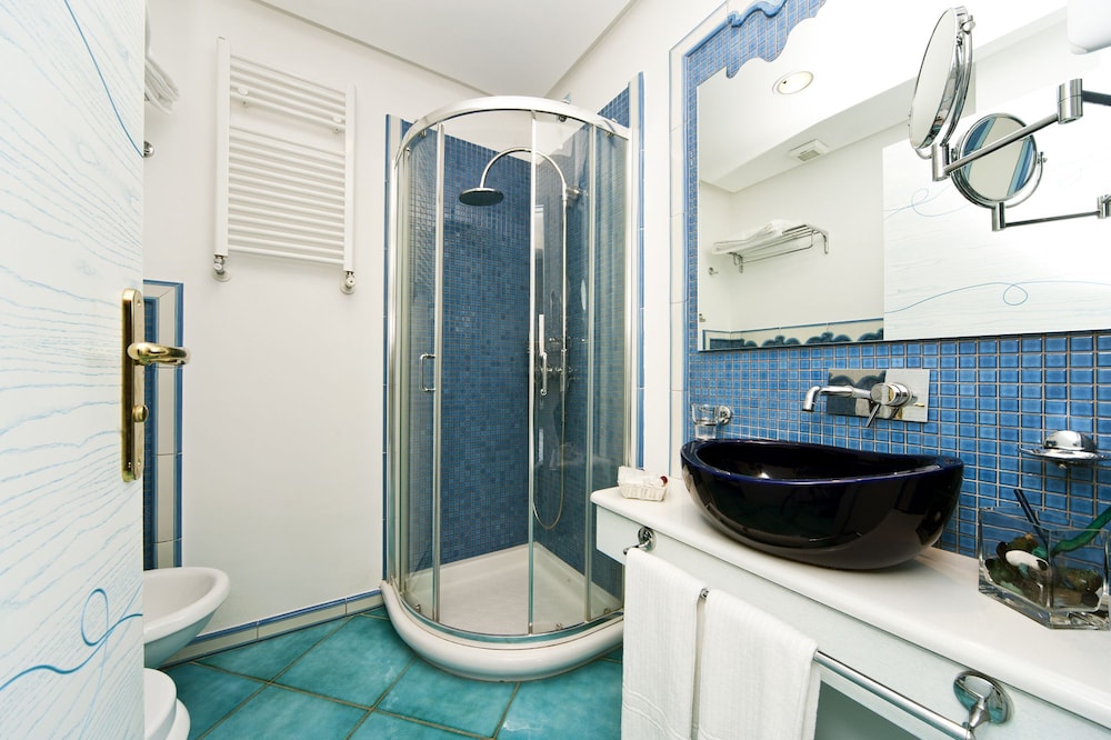 Hotel Bellevue Benessere and Relax 42/45