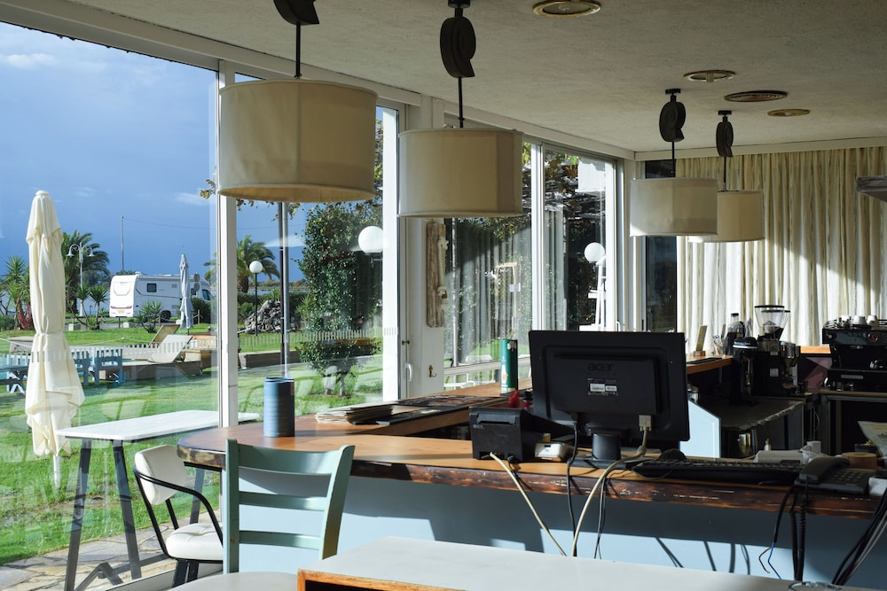 Theoxenia Hotel 80/91