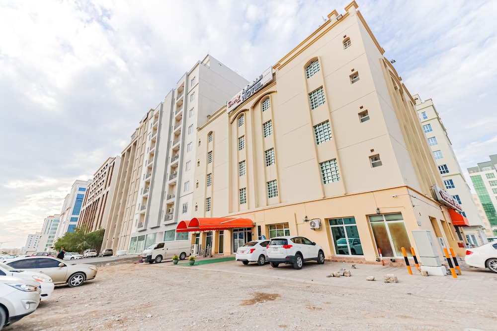 Savoy Inn Hotel 30/32