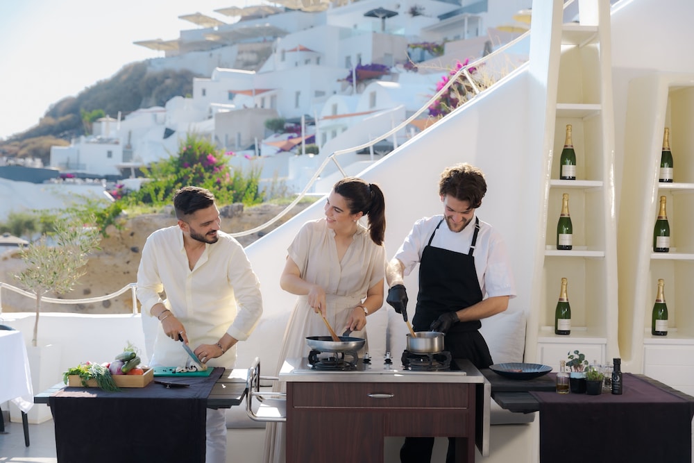 Santorini Secret Suites and Spa - Adults Only 3/50
