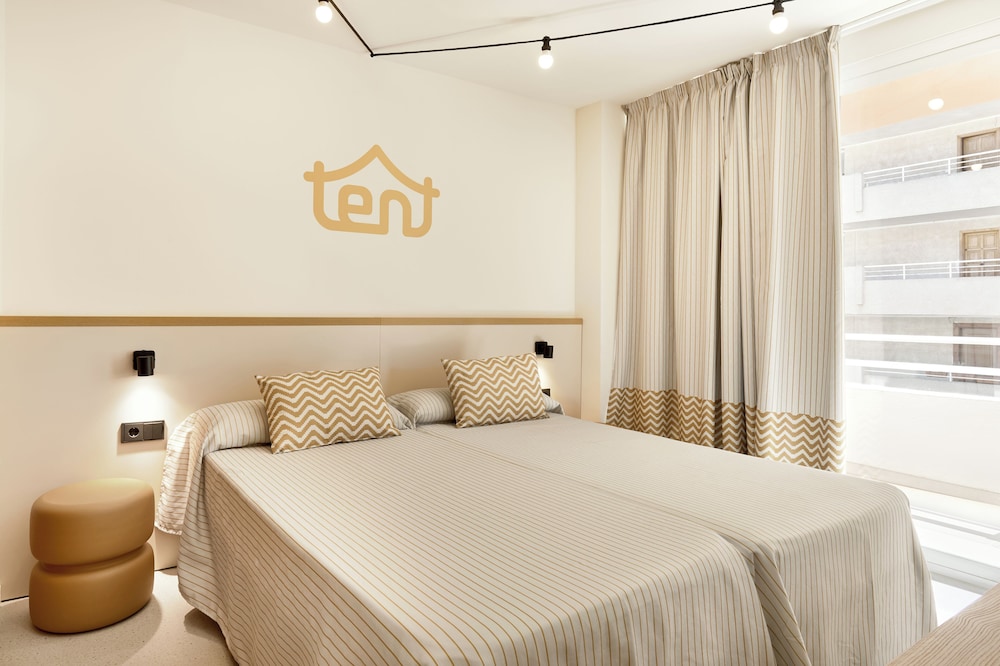 Tent Calvia Beach 16/57