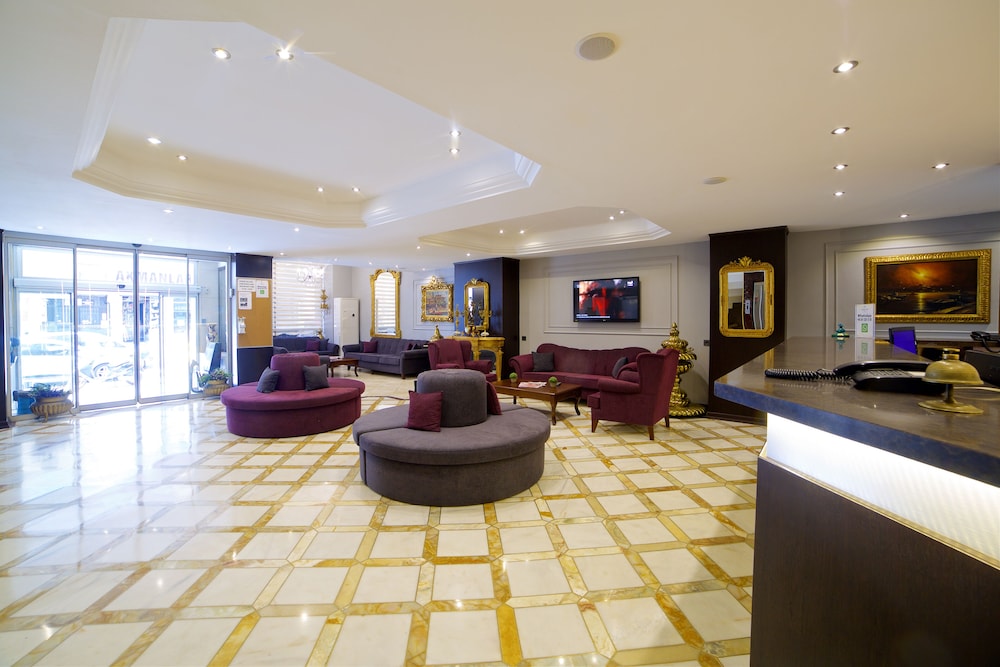 Grand Ant Hotel 31/47
