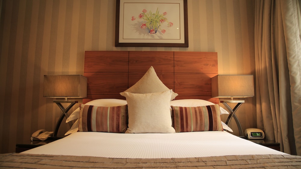 The Beaufort Knightsbridge 34/41