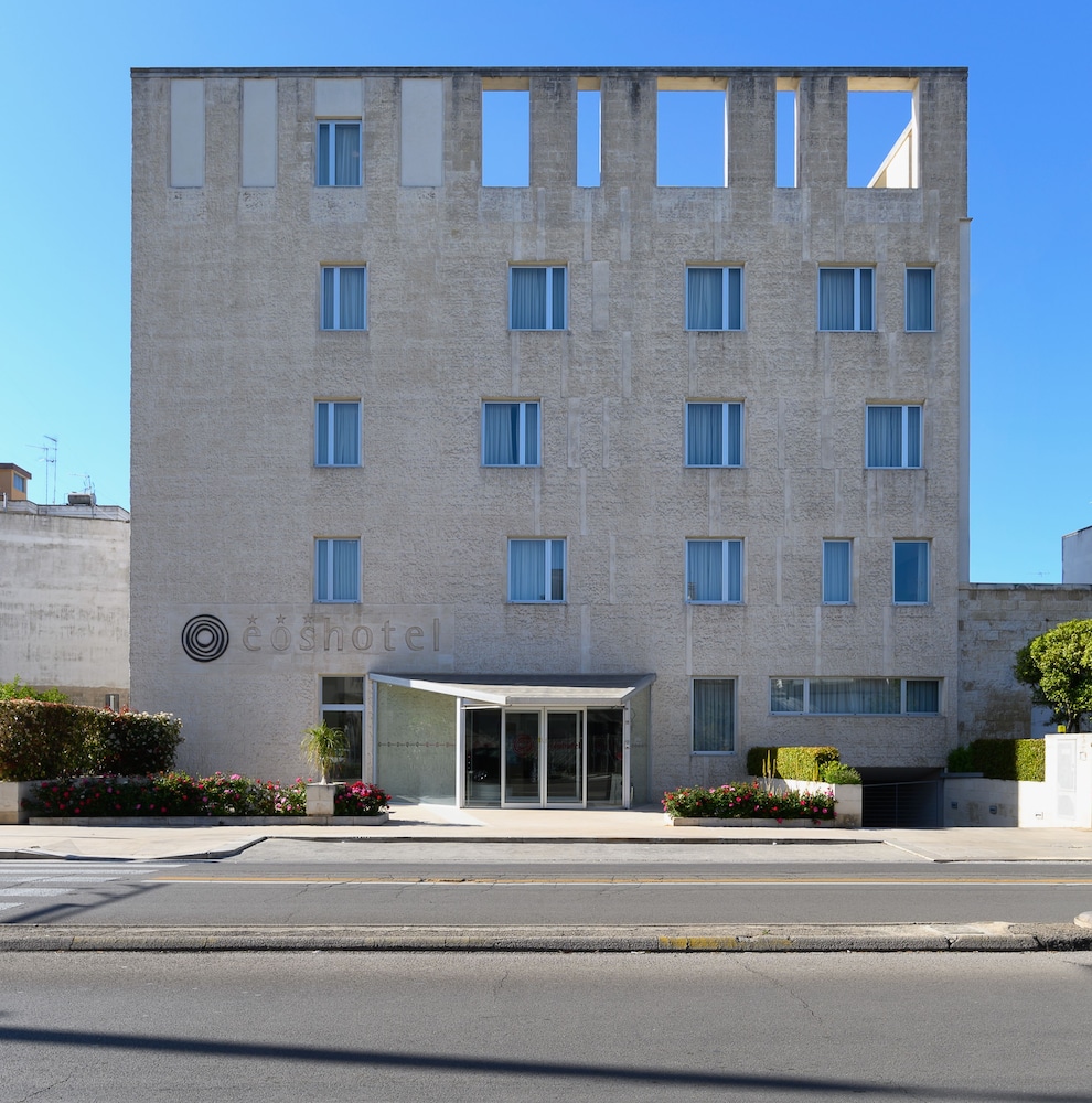 Eos Hotel 6/72