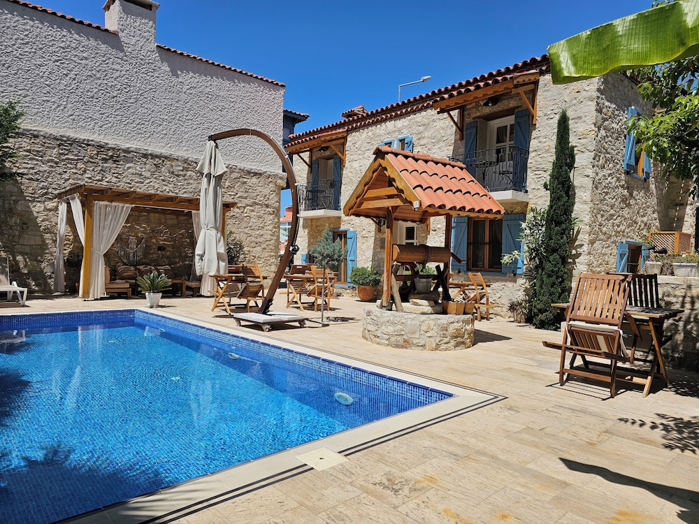 Kugu Urla Otel 21/50