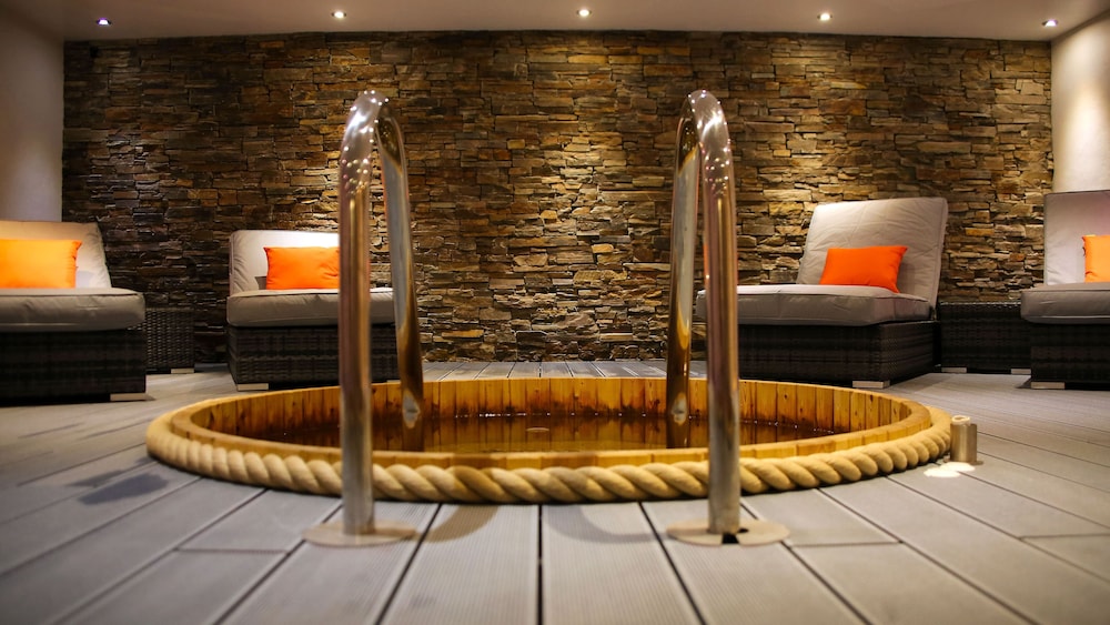 Netherwood Hotel Spa 30/50