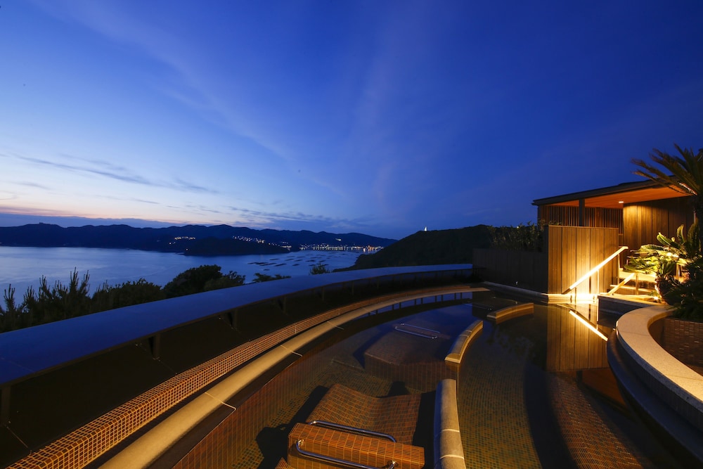 Hotel New Awaji Plaza Awajishima 46/50