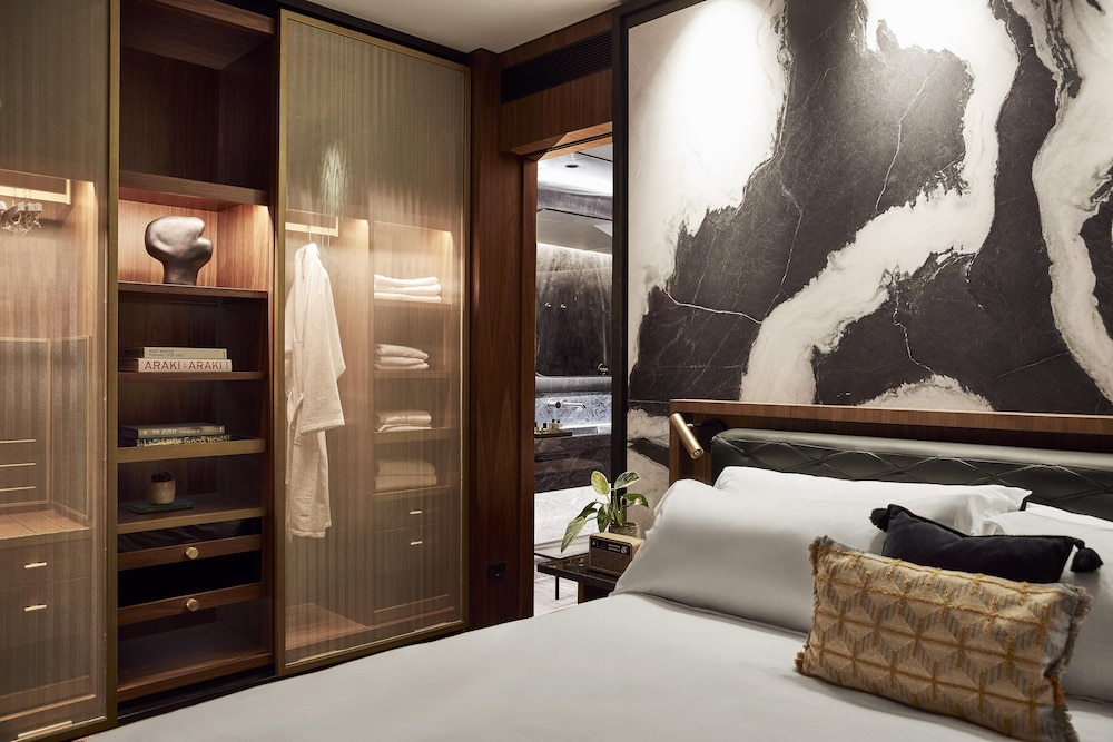 Hyatt Thompson Madrid 21/50