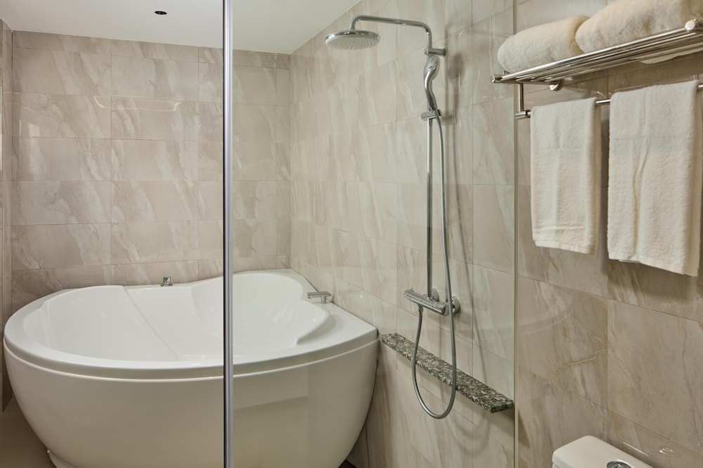 1 Bedroom, Duplex, Villa, King Bed, Pool Access