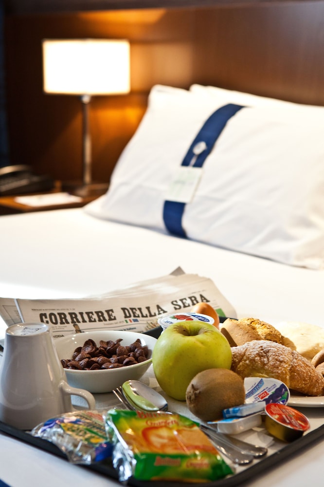 Holiday Inn Express Reggio Emilia 50/61