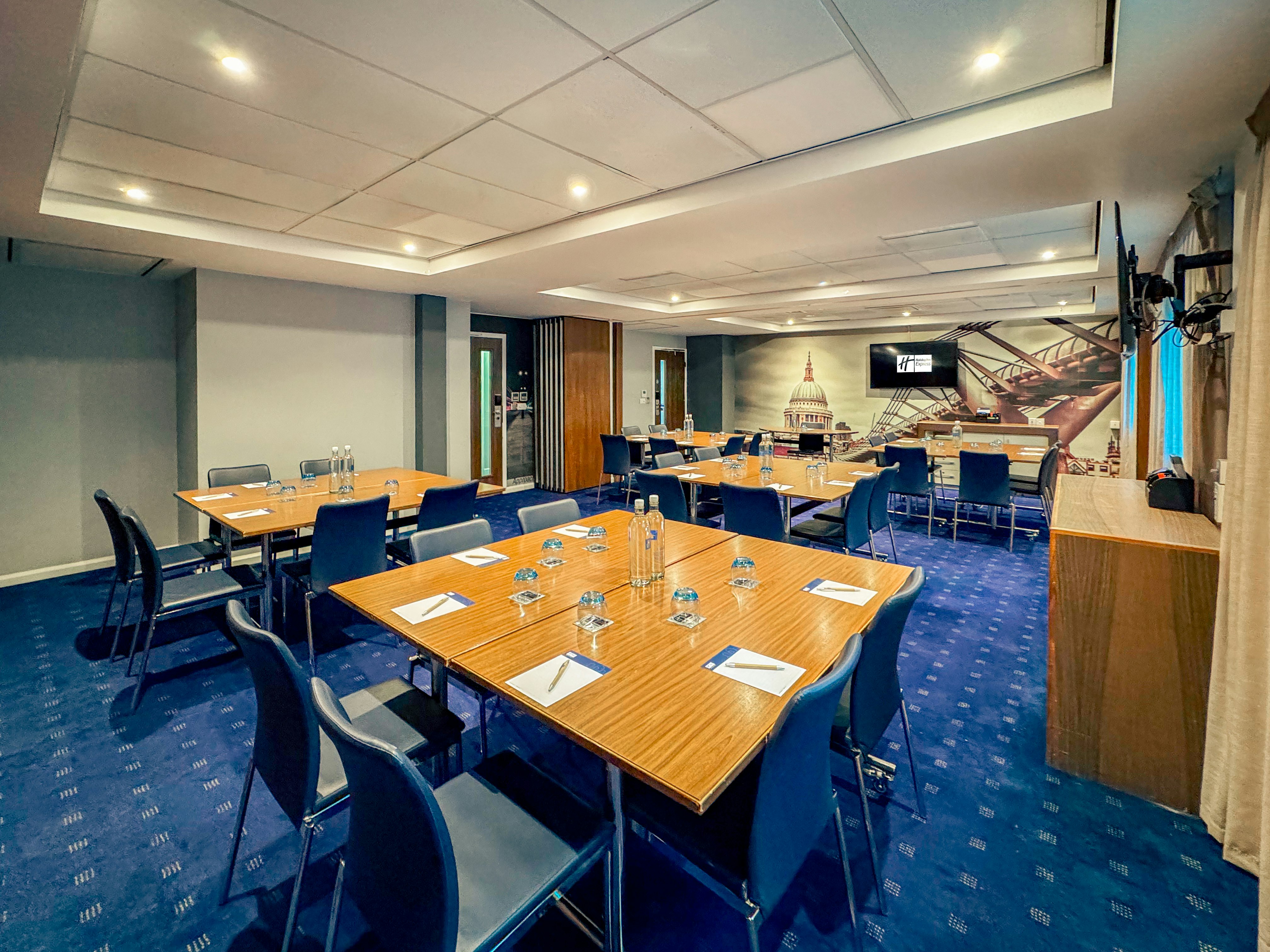 Holiday Inn Express London - Stratford by IHG 42/76