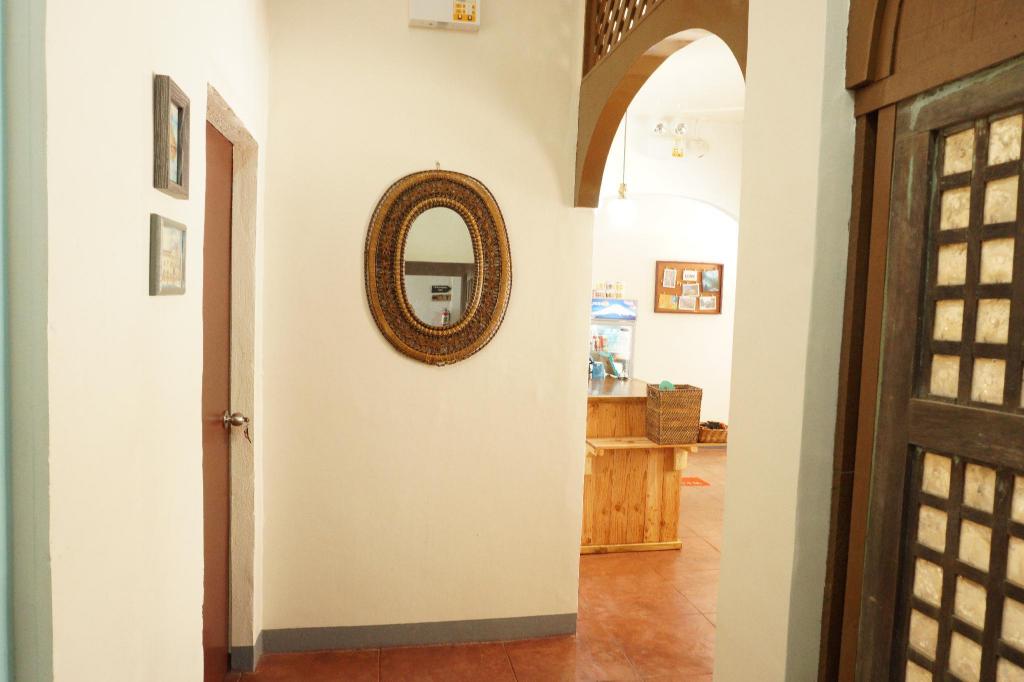 Jiji's Hostel 5/10