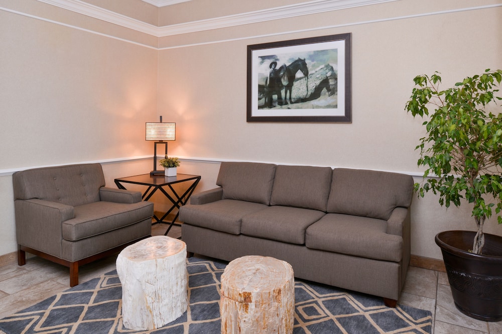 Best Western Plus Frontier Inn 44/53
