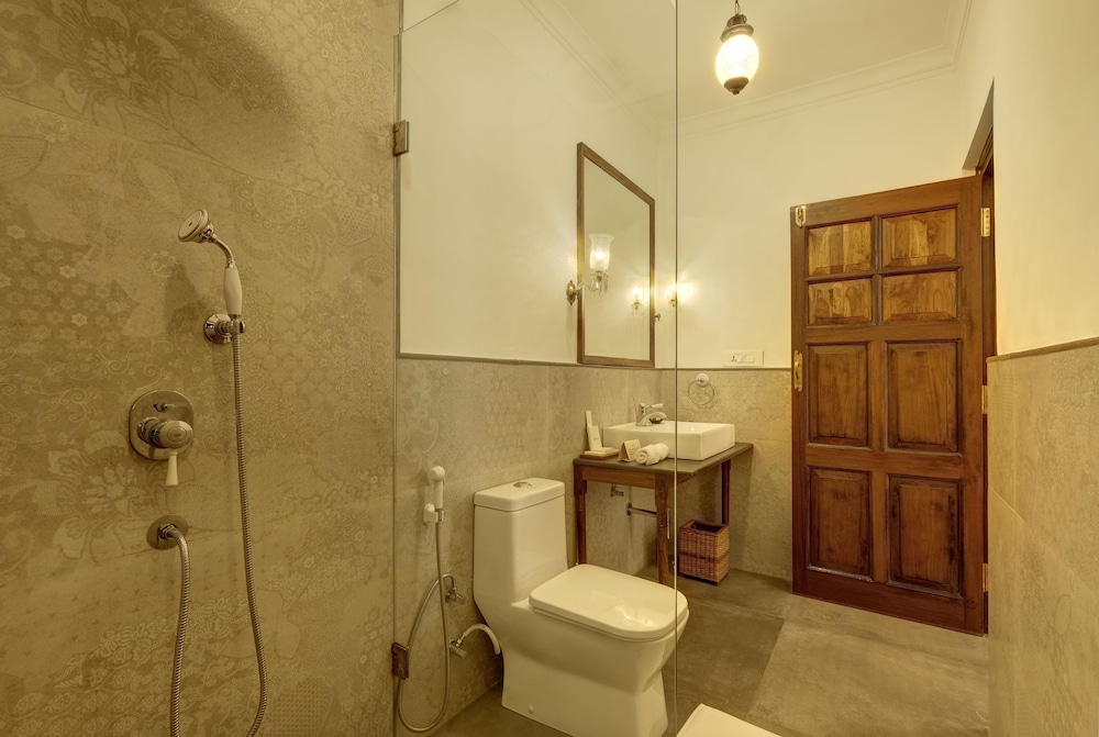 Saraca Hotel Lucknow 39/42
