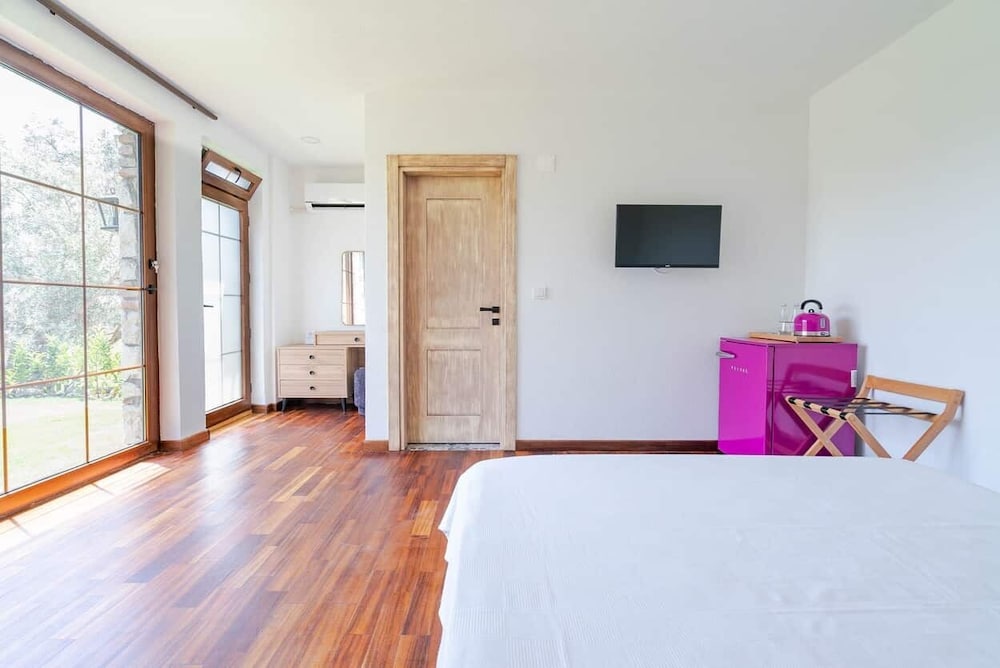 Muyo House Urla 12/28