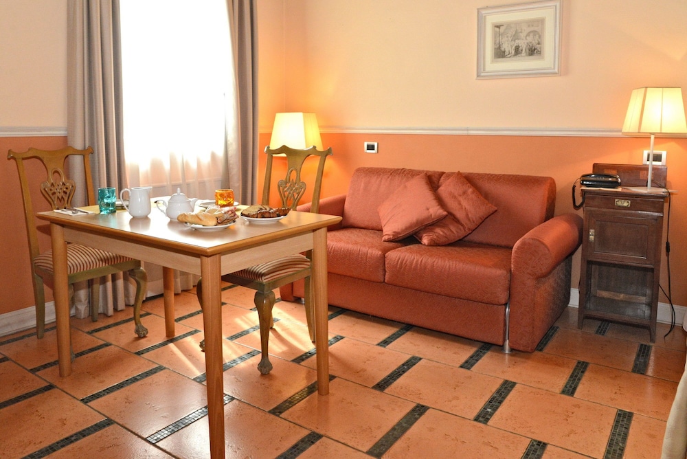 Hotel Ponte di Rialto 28/50