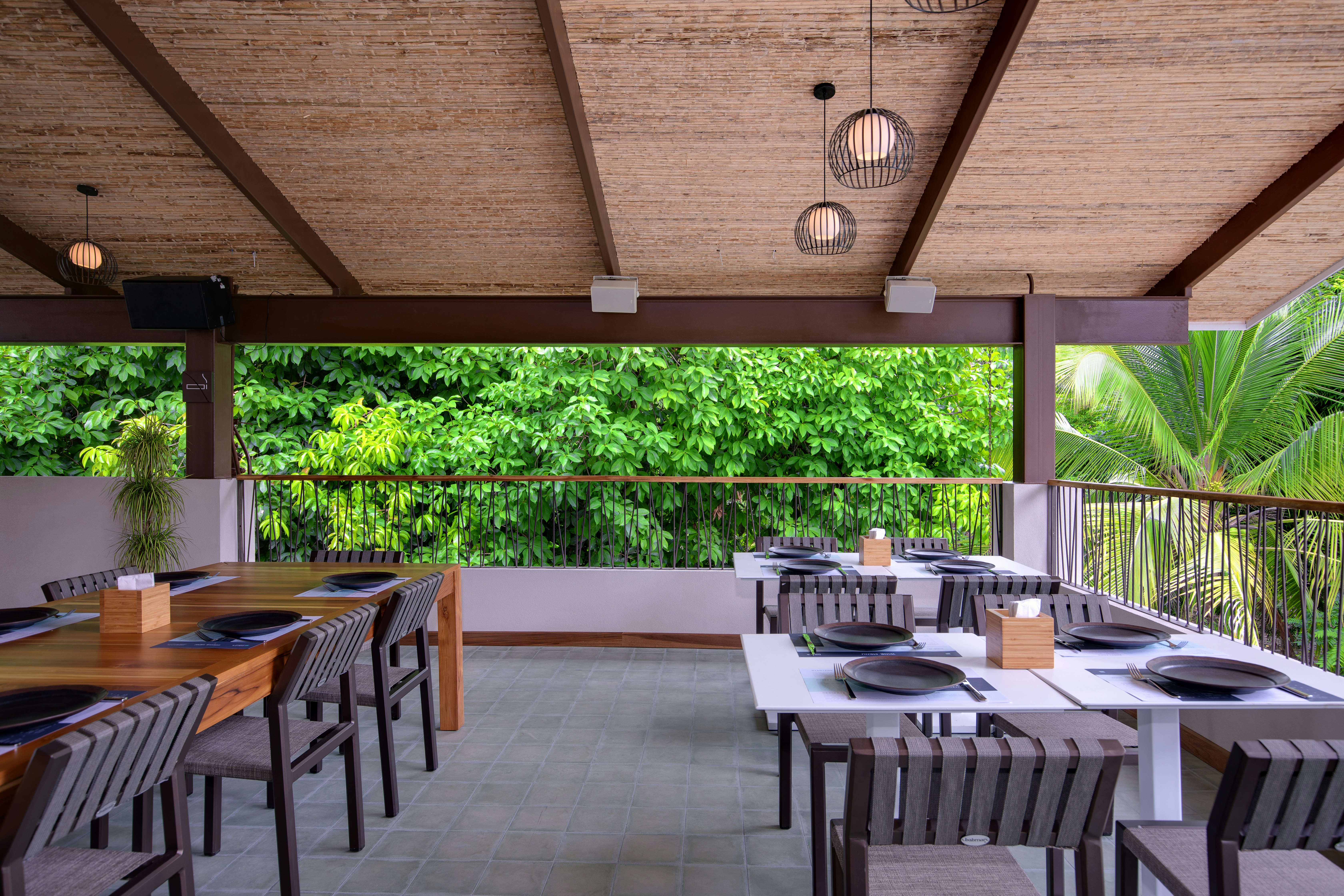 Botanika Osa Peninsula, Curio Collection by Hilton 49/73