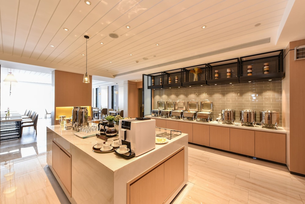 Atour Hotel (Langfang Xichang Road) 2/32