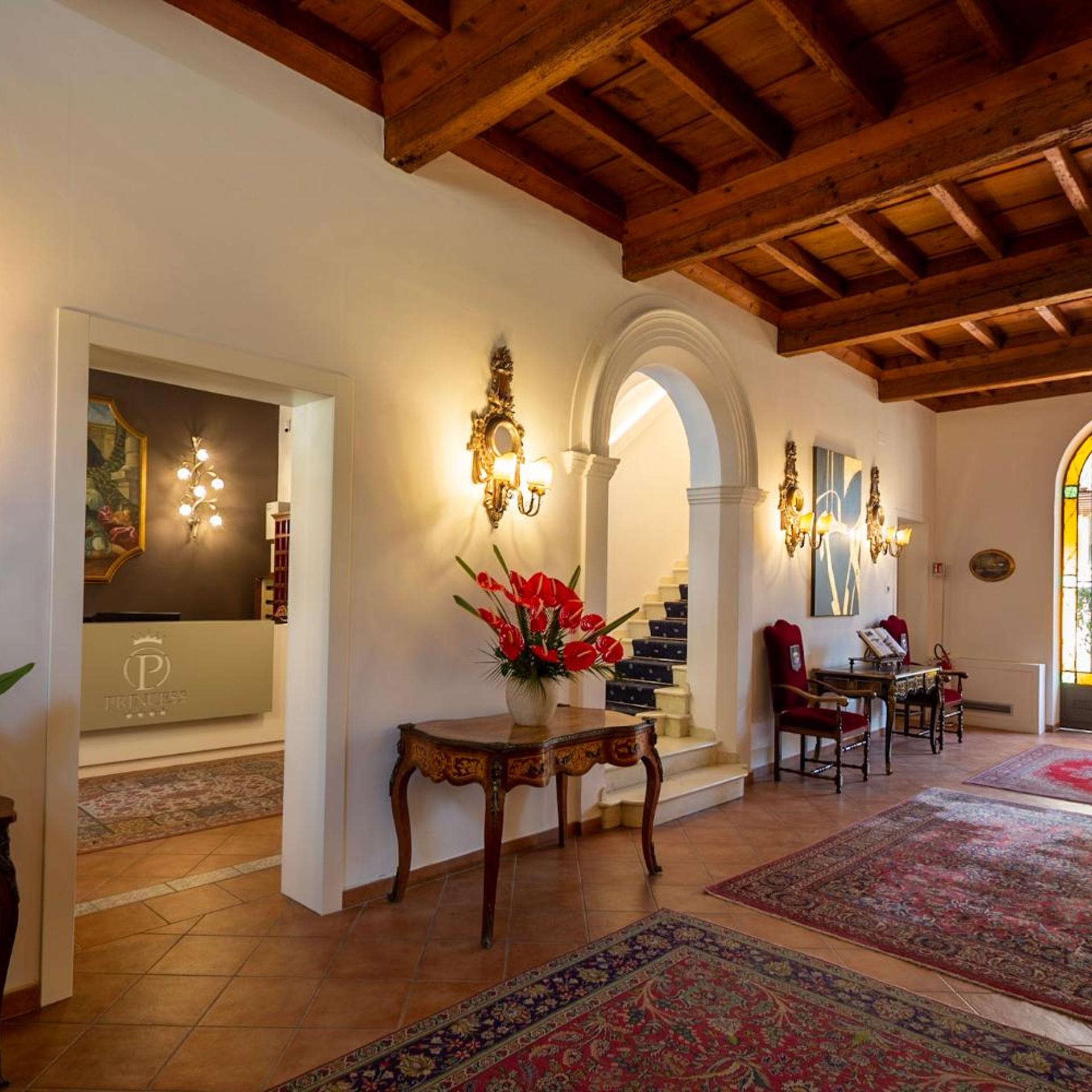 Hotel Principessa Leonora 35/53
