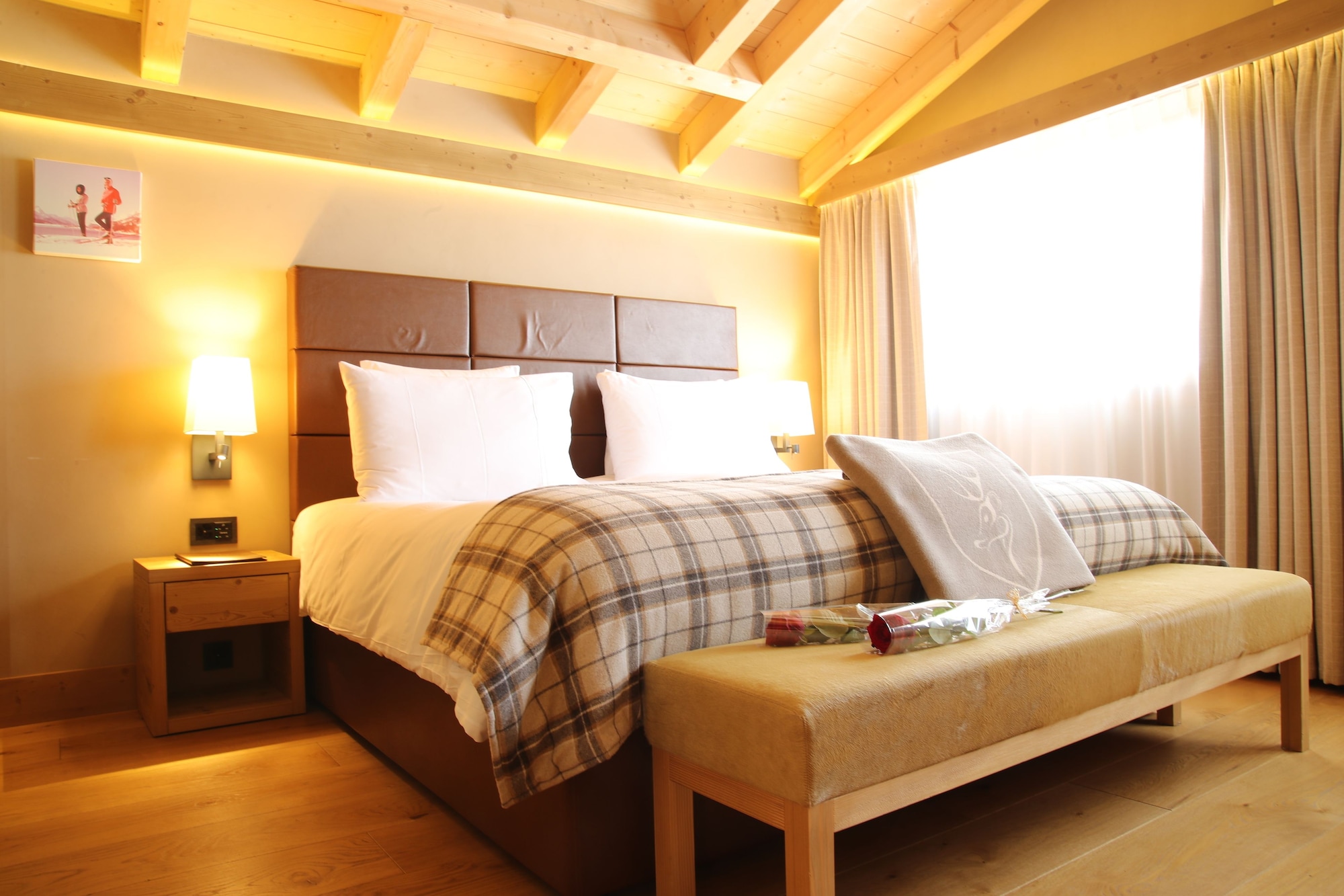 Penthouse, King Bed, Sofa