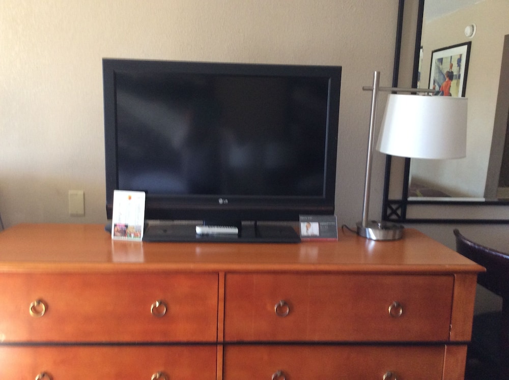 Super 8 by Wyndham Chattanooga/East Ridge 42/53