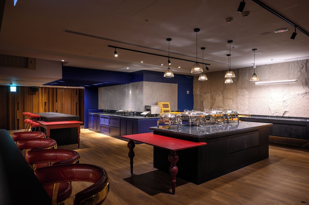 Olah Poshtel Taichung Wenxin 62/75