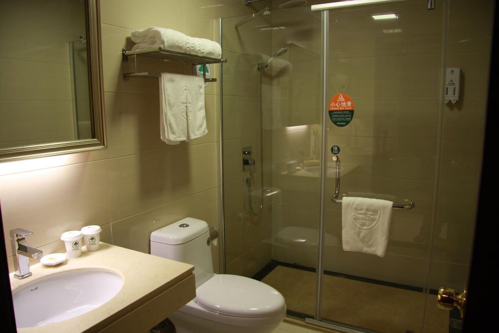 GREENTREE INN ZHEJIANG NINGBO EAST BUS STATION EXPRESS HOTEL 6/30