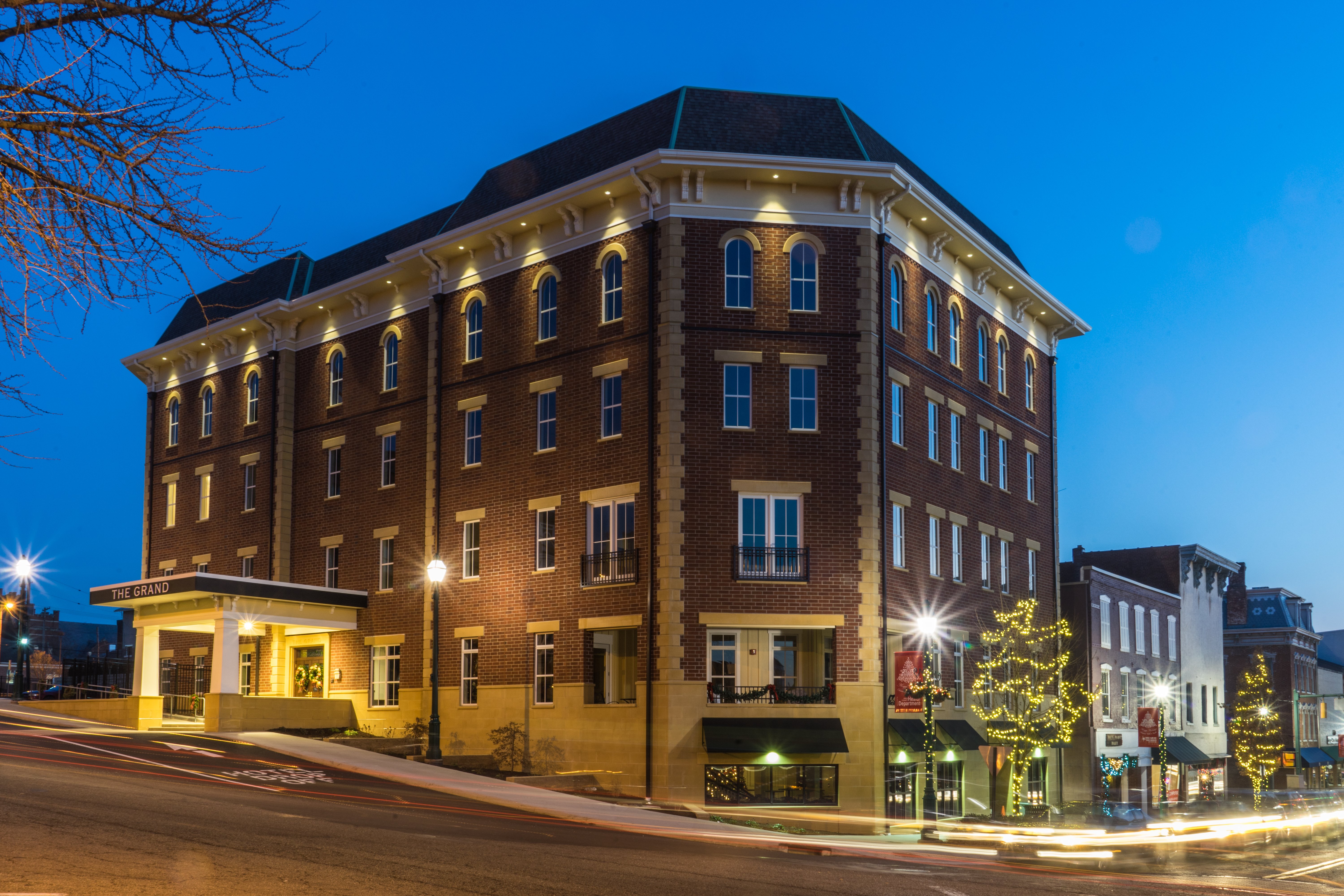 The Mount Vernon Grand Hotel 2/45