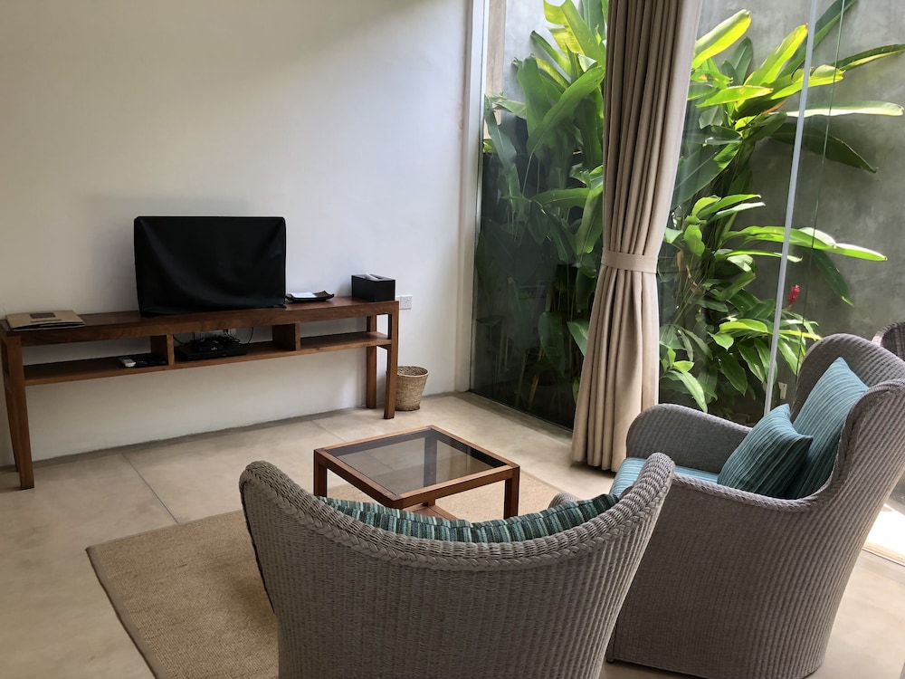 Sri Sharavi Beach Villas and Spa 42/63