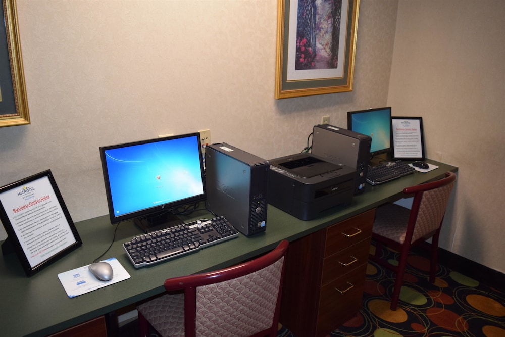 Microtel Inn & Suites by Wyndham Rock Hill/Charlotte Area 40/46