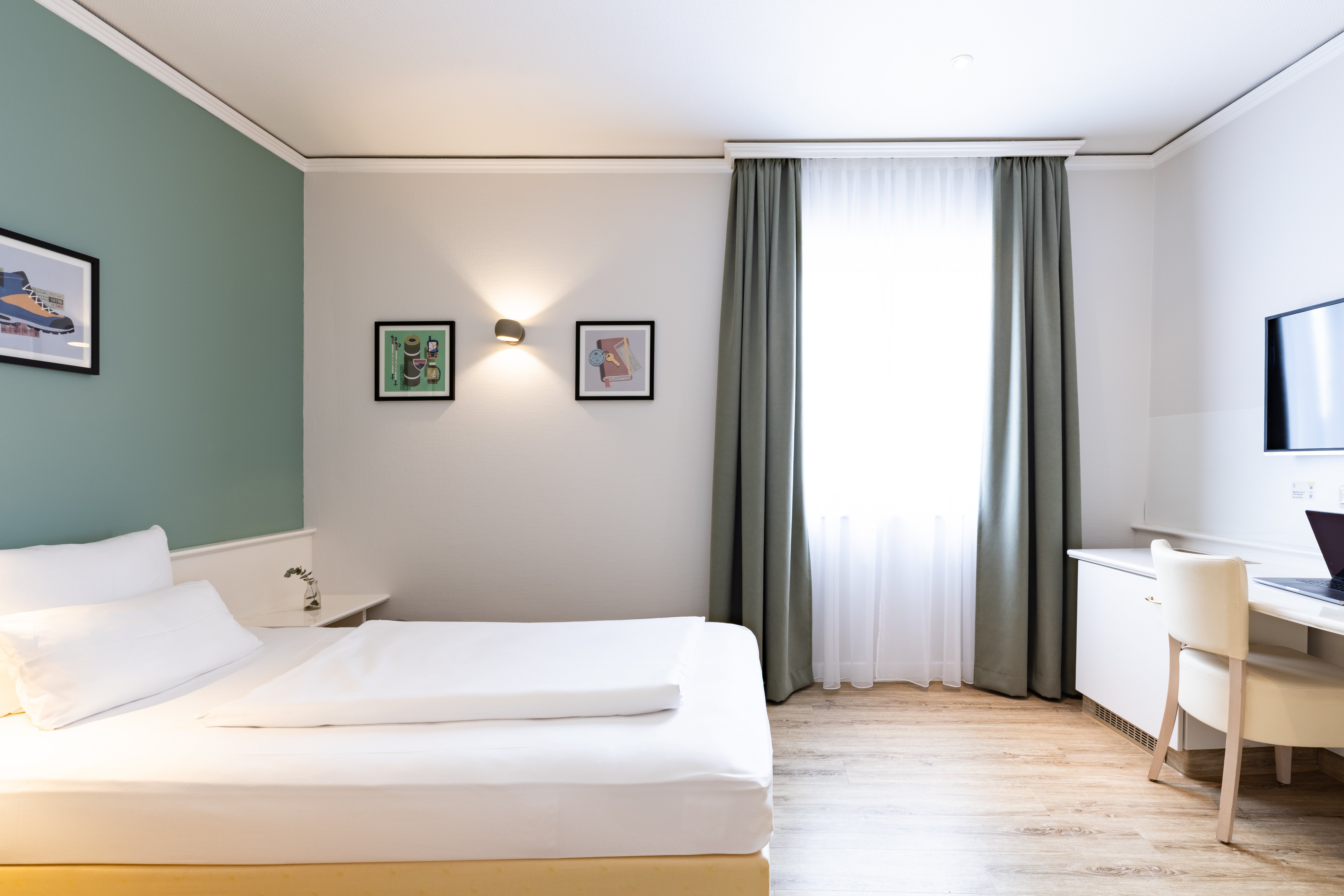 Hotel Post 12/50
