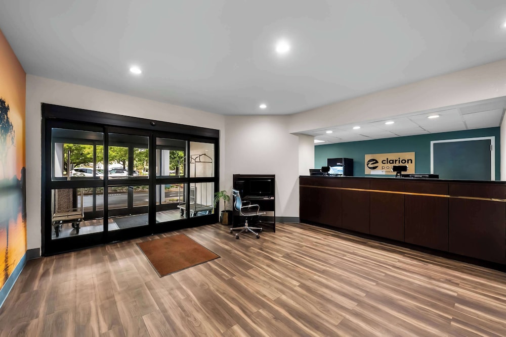 Clarion Pointe Apex - Holly Springs 4/43