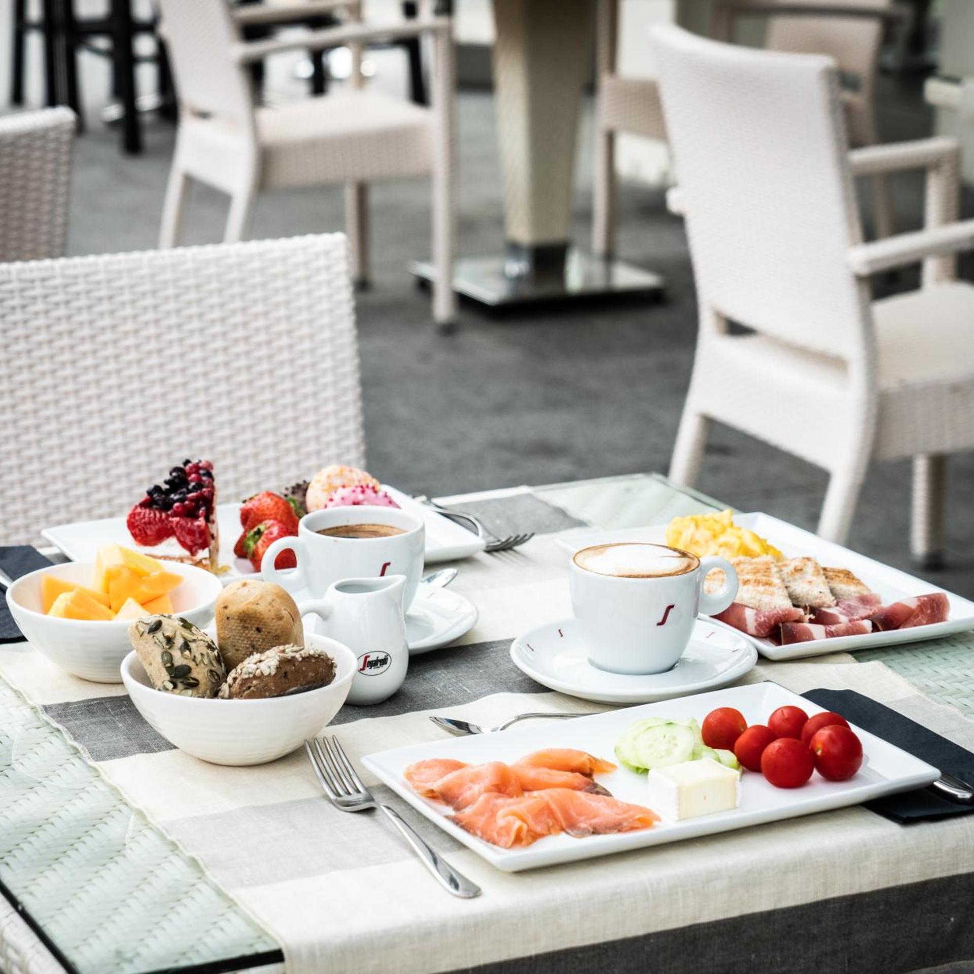 Bellini Hotel 38/54