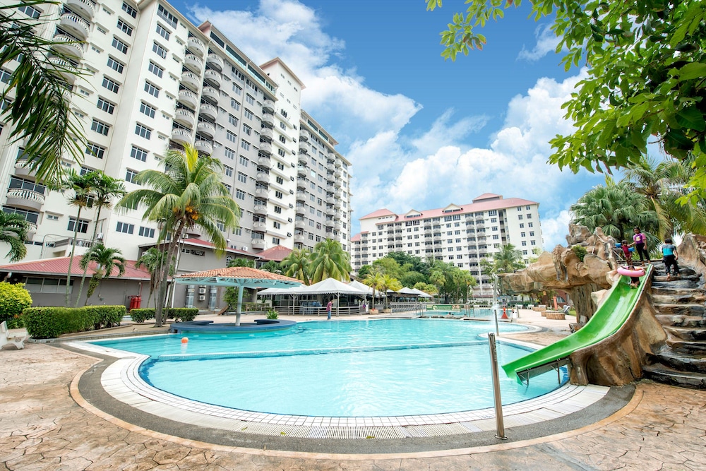 Glory Beach Resort 5/68
