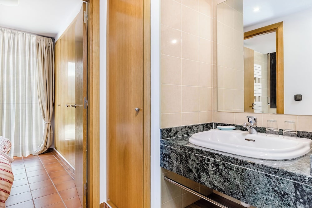 APARTAMENTS PRAT DE LES MOLLERES 29/31