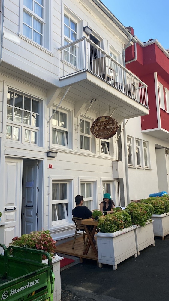 White Island Boutique Otel 16/20