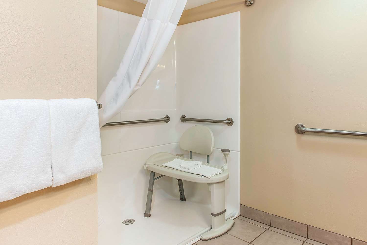 Quality Inn Findlay 16/16