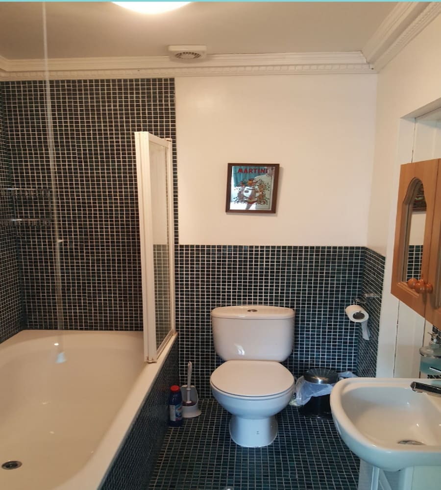 OYO Guest House Ellipse 54/60