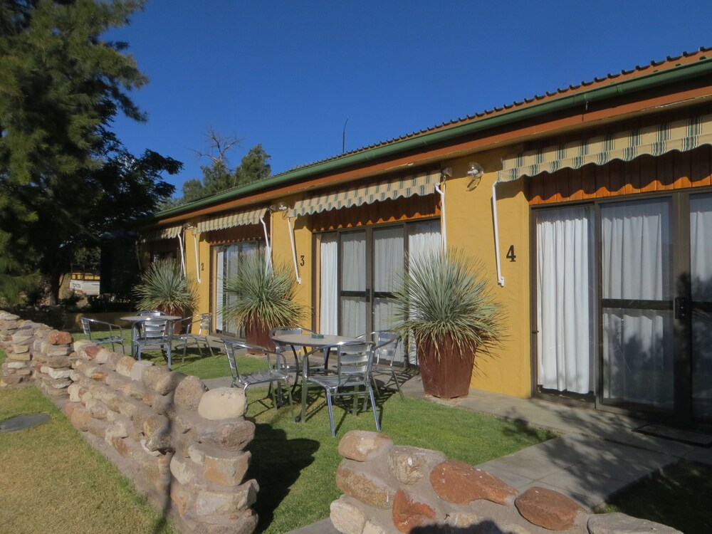 Corona Guest Farm 41/50