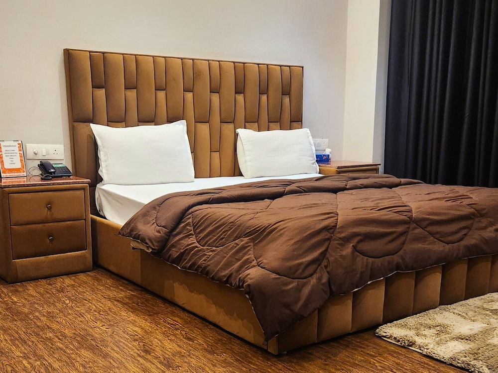 Hotel City Premier 25/50
