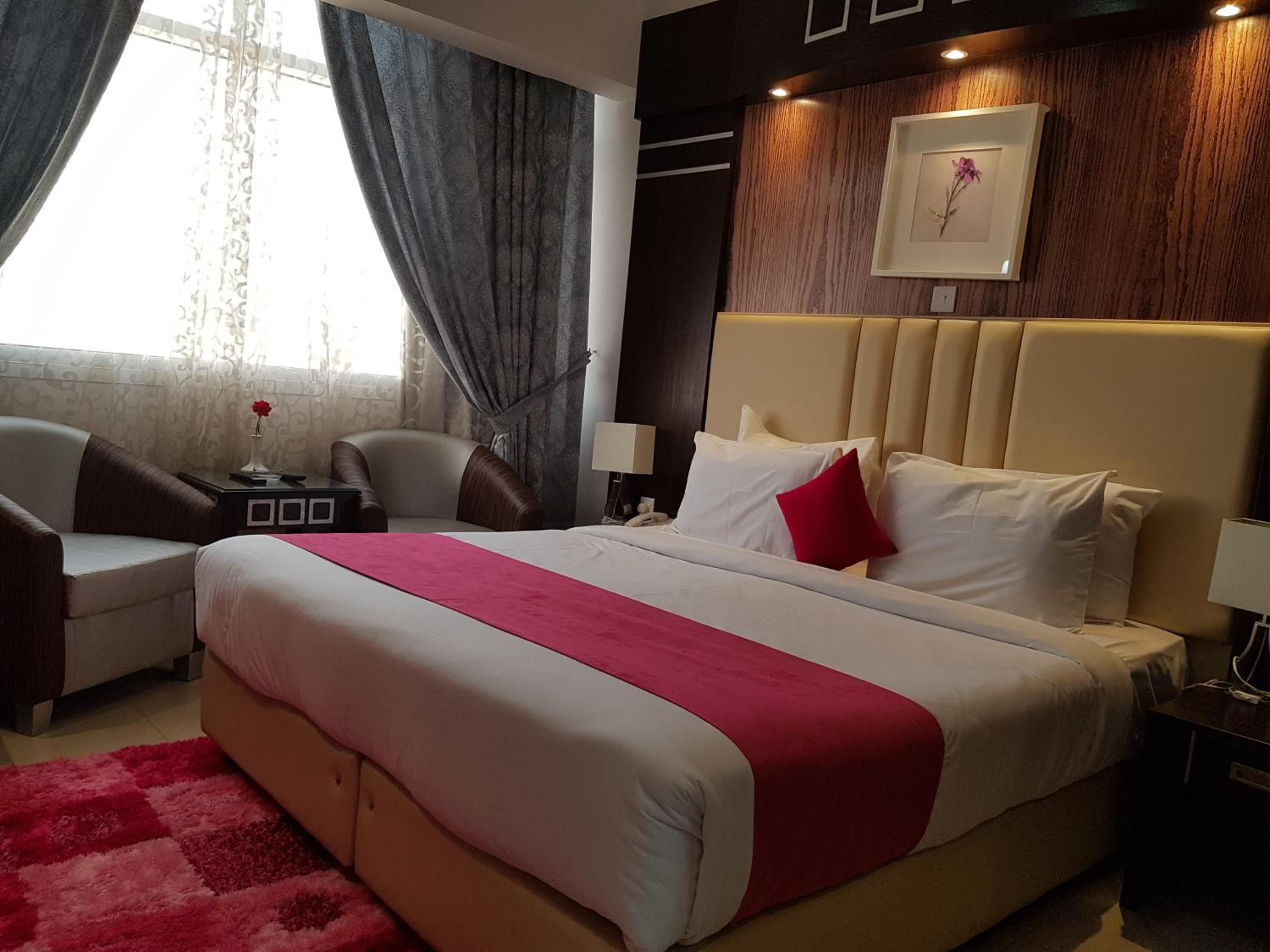 Room, Double Bed