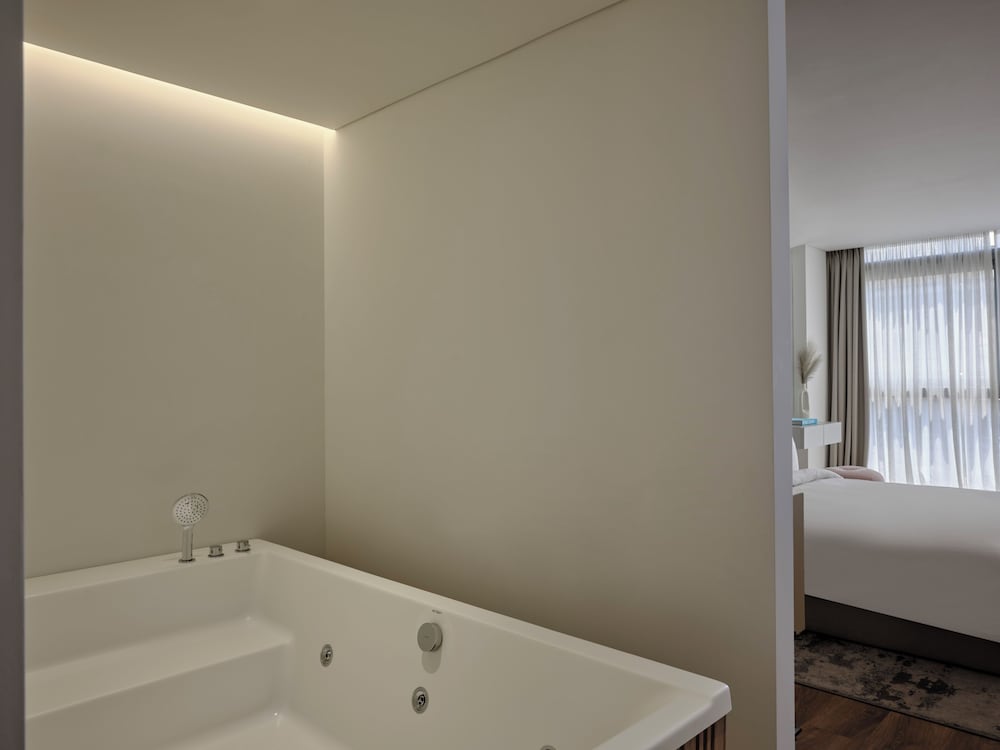 NUR Aparthotel Athens 28/35