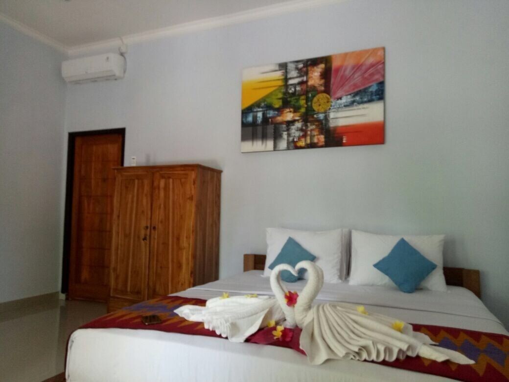 DELUXE, DOUBLE BED