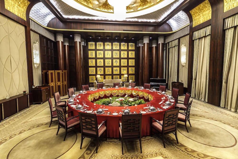 Xijiao State Guest Hotel 51/75