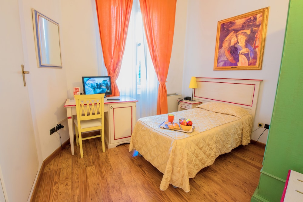 Hotel Vasari 16/56