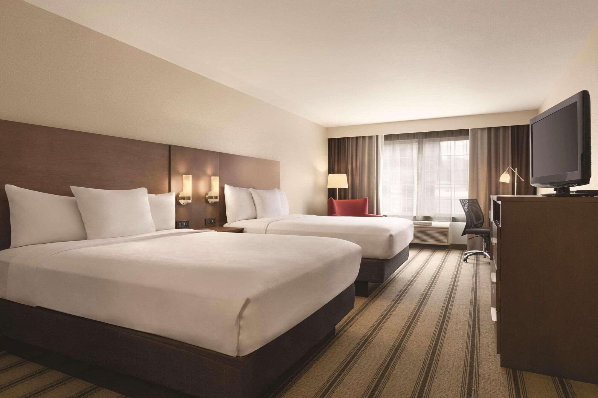 Room, Multiple Beds
