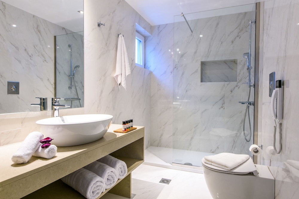 Elysian Suites 12/61
