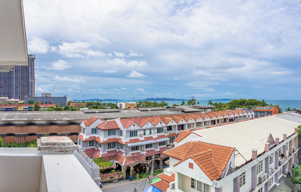 Mermaid S Beach Resort Jomtien 5/44