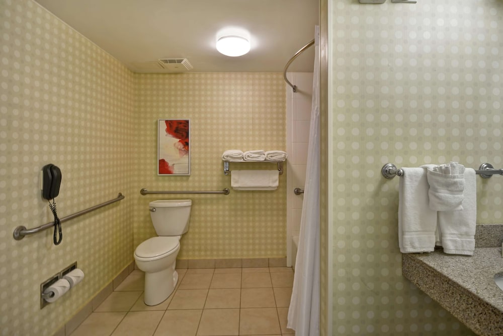 Hilton Garden Inn Riverhead 15/57
