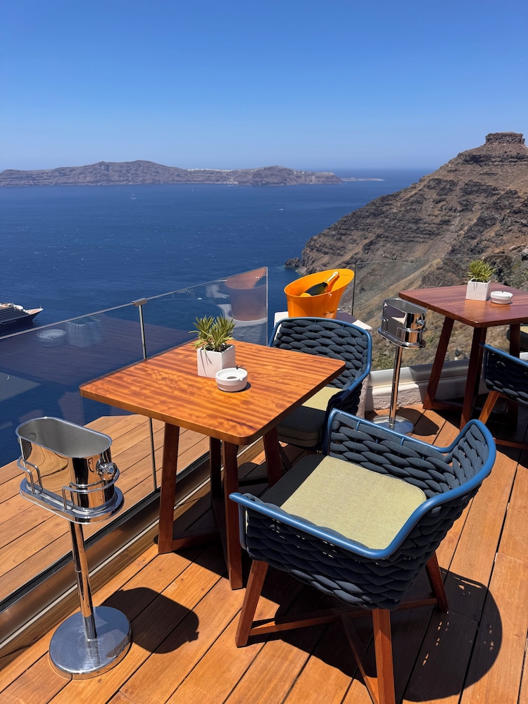 Sunrocks Hotel - Adults Only 62/69